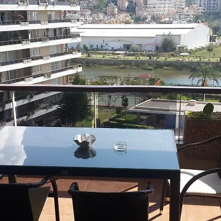 Riverside Apartmán